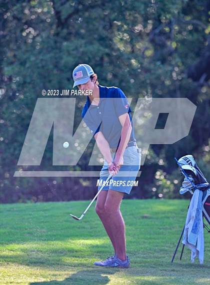 Thumbnail 1 in UIL 6A Boys Golf State Championship photogallery.