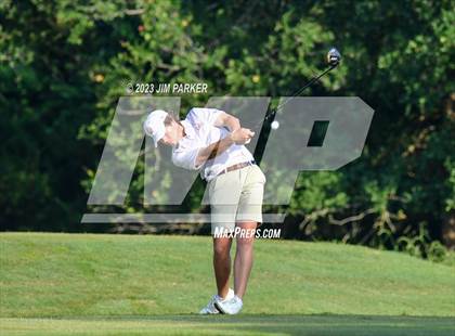 Thumbnail 3 in UIL 6A Boys Golf State Championship photogallery.
