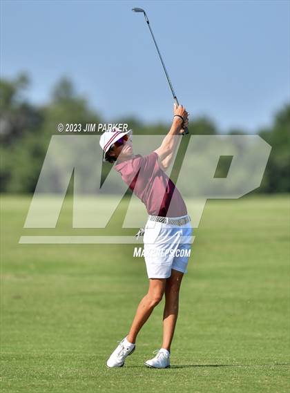 Thumbnail 3 in UIL 6A Boys Golf State Championship photogallery.