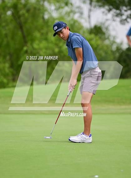 Thumbnail 1 in UIL 6A Boys Golf State Championship photogallery.