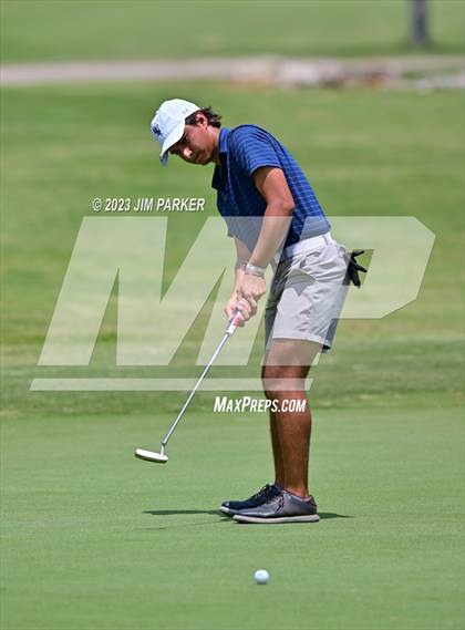 Thumbnail 1 in UIL 6A Boys Golf State Championship photogallery.