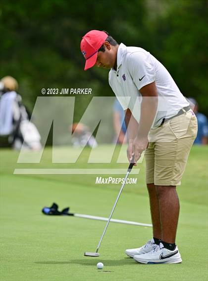 Thumbnail 3 in UIL 6A Boys Golf State Championship photogallery.