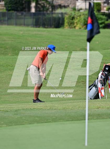 Thumbnail 2 in UIL 6A Boys Golf State Championship photogallery.