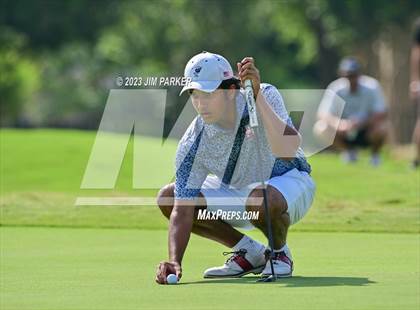 Thumbnail 2 in UIL 6A Boys Golf State Championship photogallery.