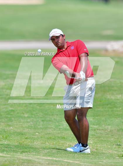 Thumbnail 3 in UIL 6A Boys Golf State Championship photogallery.