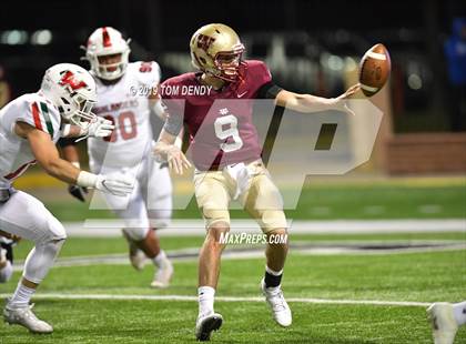Thumbnail 1 in The Woodlands vs. Cypress Woods (UIL 6A Area Region II Playoff) photogallery.