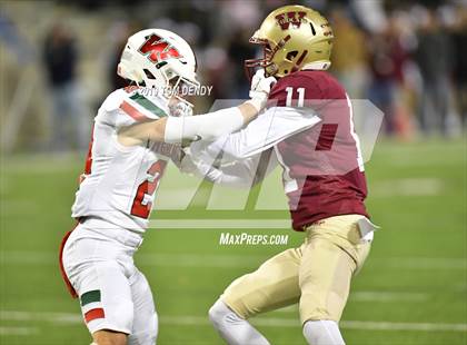 Thumbnail 3 in The Woodlands vs. Cypress Woods (UIL 6A Area Region II Playoff) photogallery.