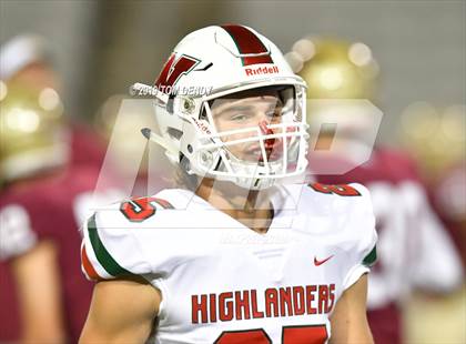 Thumbnail 3 in The Woodlands vs. Cypress Woods (UIL 6A Area Region II Playoff) photogallery.