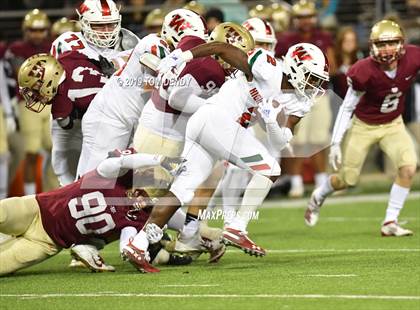 Thumbnail 3 in The Woodlands vs. Cypress Woods (UIL 6A Area Region II Playoff) photogallery.
