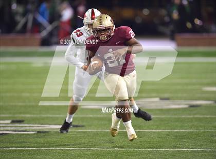 Thumbnail 2 in The Woodlands vs. Cypress Woods (UIL 6A Area Region II Playoff) photogallery.