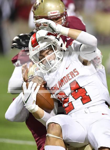 Thumbnail 1 in The Woodlands vs. Cypress Woods (UIL 6A Area Region II Playoff) photogallery.
