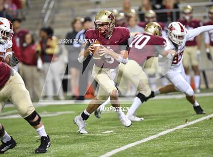 Thumbnail 2 in The Woodlands vs. Cypress Woods (UIL 6A Area Region II Playoff) photogallery.
