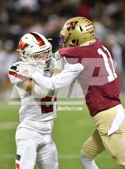 Thumbnail 1 in The Woodlands vs. Cypress Woods (UIL 6A Area Region II Playoff) photogallery.