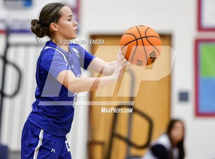 Thumbnail 2 in Dobson @ Perry photogallery.