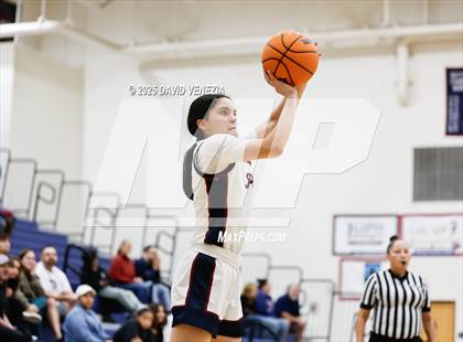 Thumbnail 2 in Dobson @ Perry photogallery.