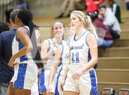 Thumbnail 2 in Episcopal vs. Oak Ridge (Nike Central Valley Showdown) photogallery.