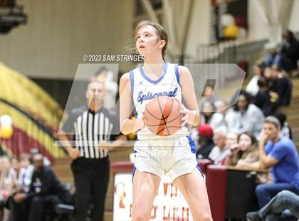 Thumbnail 3 in Episcopal vs. Oak Ridge (Nike Central Valley Showdown) photogallery.