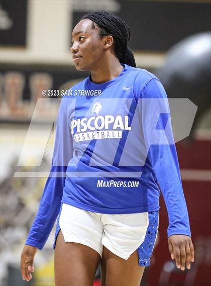 Thumbnail 1 in Episcopal vs. Oak Ridge (Nike Central Valley Showdown) photogallery.