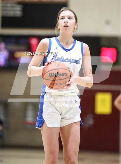 Thumbnail 2 in Episcopal vs. Oak Ridge (Nike Central Valley Showdown) photogallery.