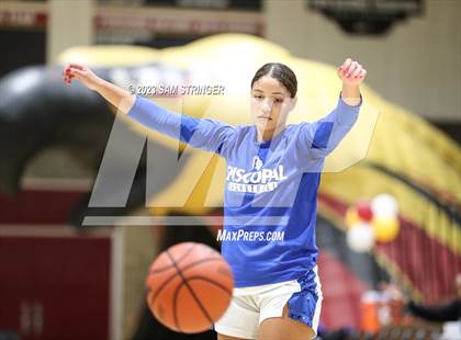 Thumbnail 1 in Episcopal vs. Oak Ridge (Nike Central Valley Showdown) photogallery.