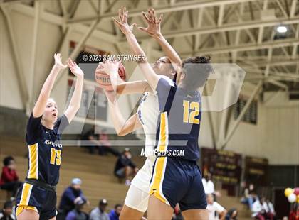 Thumbnail 1 in Episcopal vs. Oak Ridge (Nike Central Valley Showdown) photogallery.