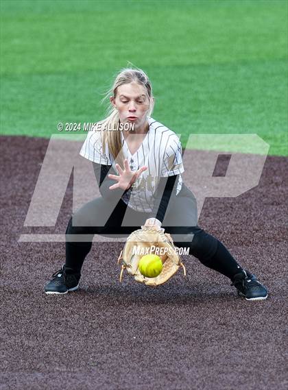 Thumbnail 2 in Hixson vs Lookout Valley photogallery.