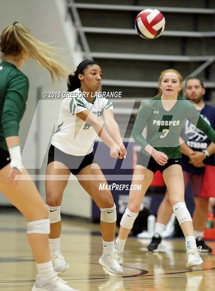 Thumbnail 2 in Prosper vs Flower Mound photogallery.