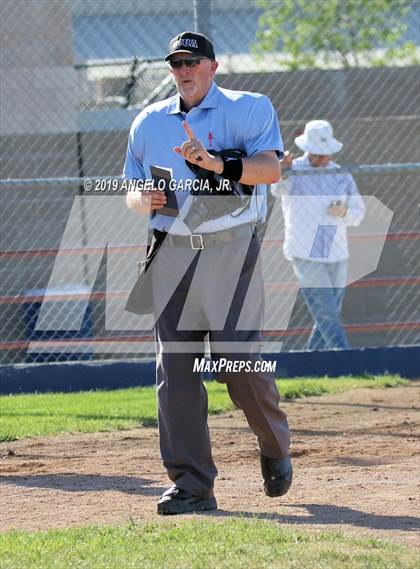 Thumbnail 3 in Pittsburg vs Freedom photogallery.