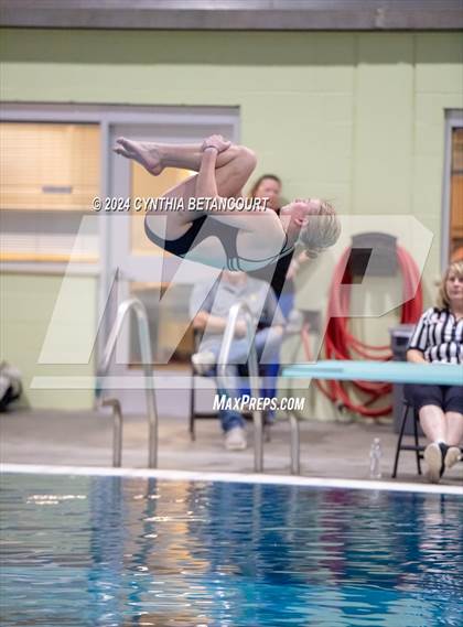 Thumbnail 3 in CHSAA 4A Dive Championships photogallery.