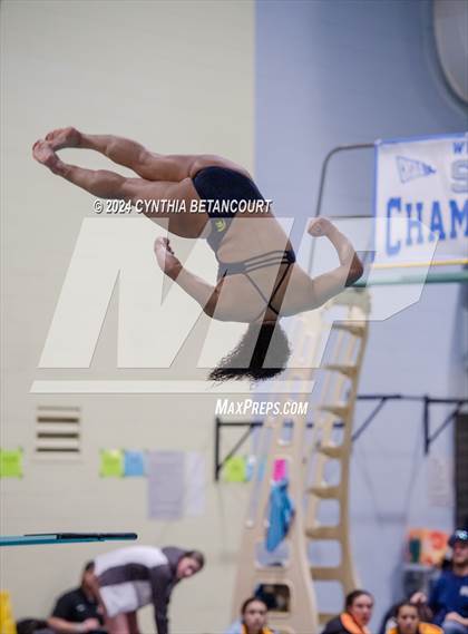 Thumbnail 3 in CHSAA 4A Dive Championships photogallery.
