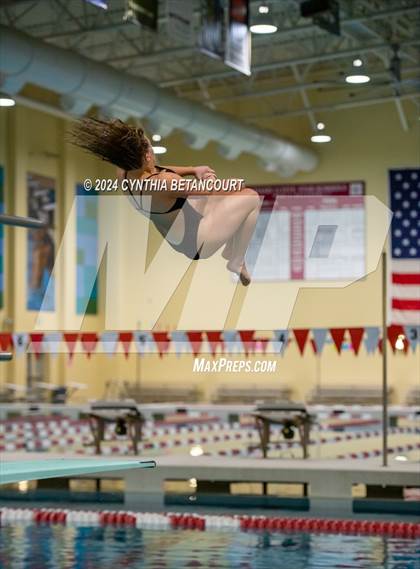 Thumbnail 3 in CHSAA 4A Dive Championships photogallery.