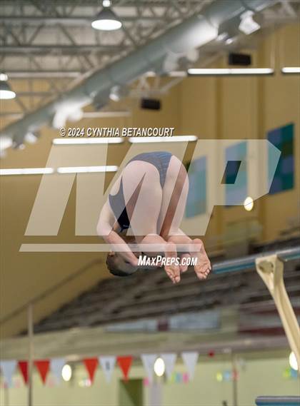 Thumbnail 3 in CHSAA 4A Dive Championships photogallery.