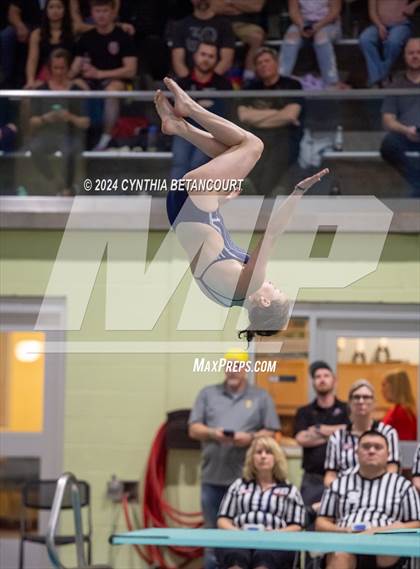 Thumbnail 2 in CHSAA 4A Dive Championships photogallery.
