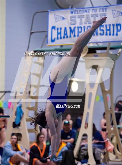 Thumbnail 2 in CHSAA 4A Dive Championships photogallery.