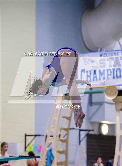 Thumbnail 3 in CHSAA 4A Dive Championships photogallery.