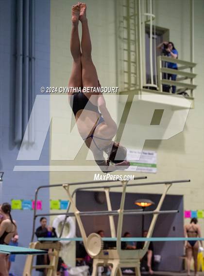 Thumbnail 2 in CHSAA 4A Dive Championships photogallery.