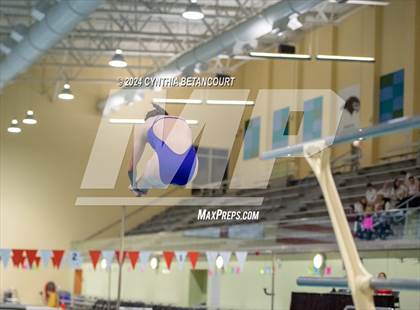 Thumbnail 3 in CHSAA 4A Dive Championships photogallery.