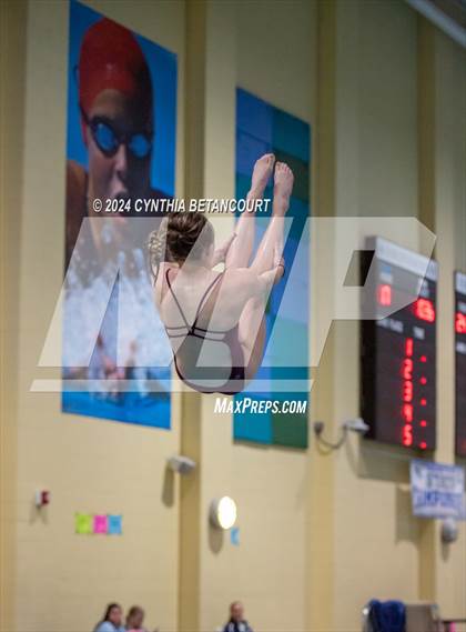 Thumbnail 3 in CHSAA 4A Dive Championships photogallery.