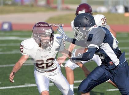 Thumbnail 3 in Dripping Springs vs Boerne-Champion  photogallery.