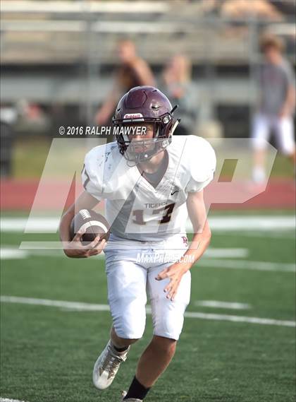 Thumbnail 2 in Dripping Springs vs Boerne-Champion  photogallery.