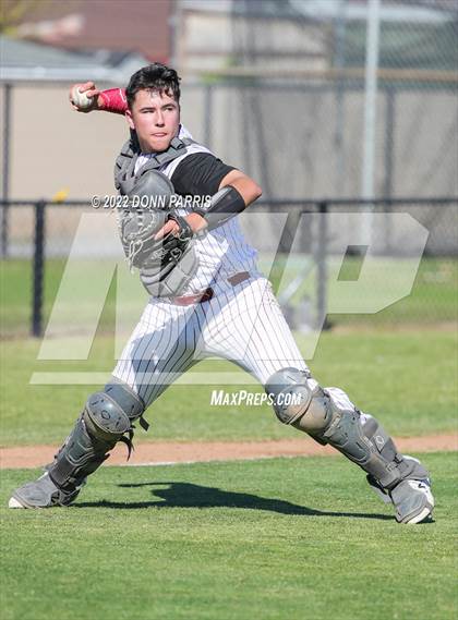 Thumbnail 1 in Pomona @ Covina photogallery.