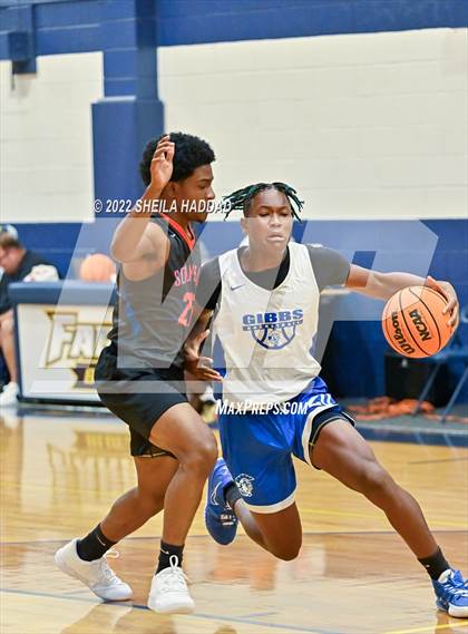 Thumbnail 3 in Gibbs vs Southeast. (The Hoop Vibe) photogallery.