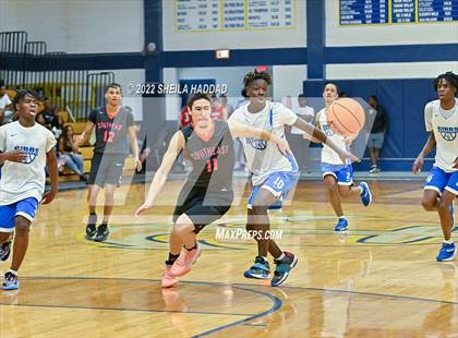 Thumbnail 3 in Gibbs vs Southeast. (The Hoop Vibe) photogallery.