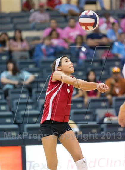 Thumbnail 2 in Incarnate Word @ Antonian Prep photogallery.