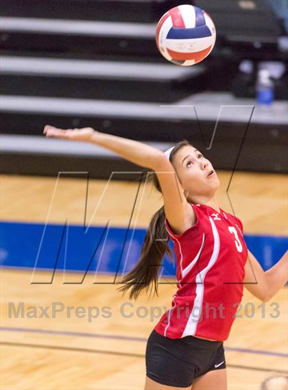 Thumbnail 3 in Incarnate Word @ Antonian Prep photogallery.