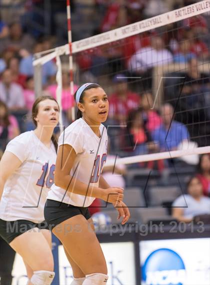 Thumbnail 1 in Incarnate Word @ Antonian Prep photogallery.