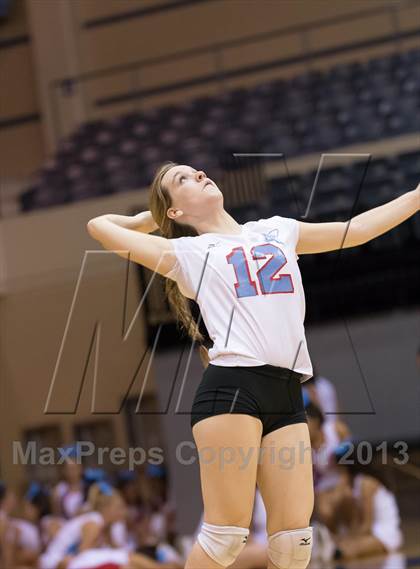 Thumbnail 1 in Incarnate Word @ Antonian Prep photogallery.