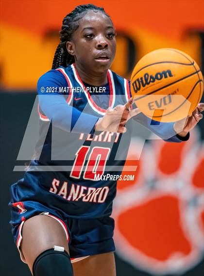 Thumbnail 1 in Terry Sanford @ South View photogallery.