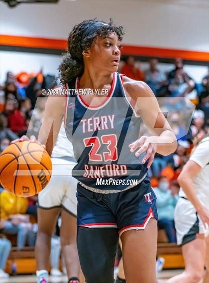 Thumbnail 2 in Terry Sanford @ South View photogallery.