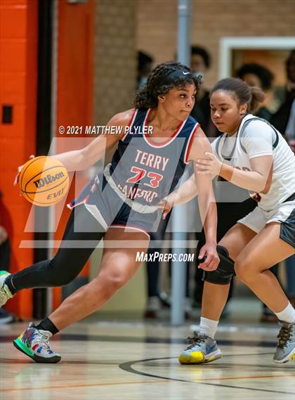Thumbnail 2 in Terry Sanford @ South View photogallery.